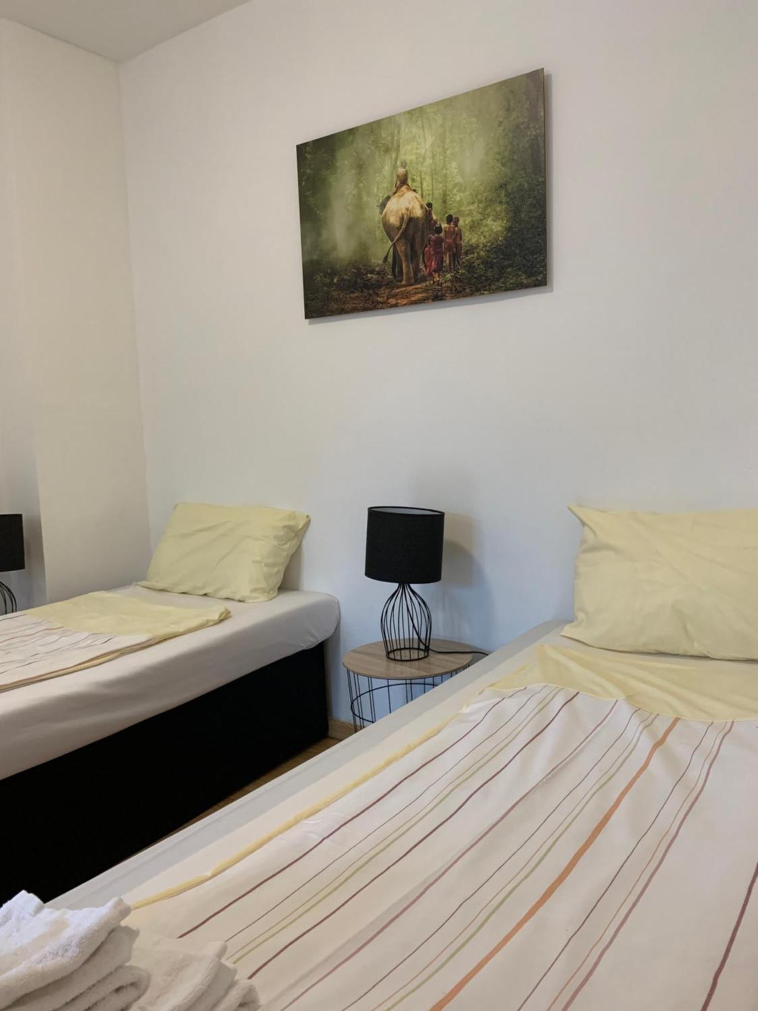 Praktische City Apartments Direkt Am Hauptbahnhof Ноймюнстер Экстерьер фото