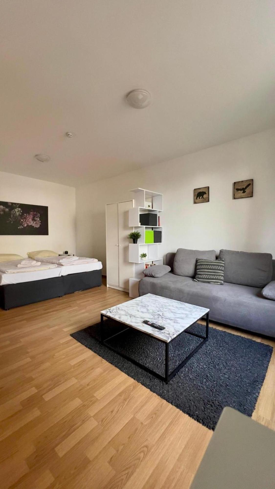Praktische City Apartments Direkt Am Hauptbahnhof Ноймюнстер Экстерьер фото